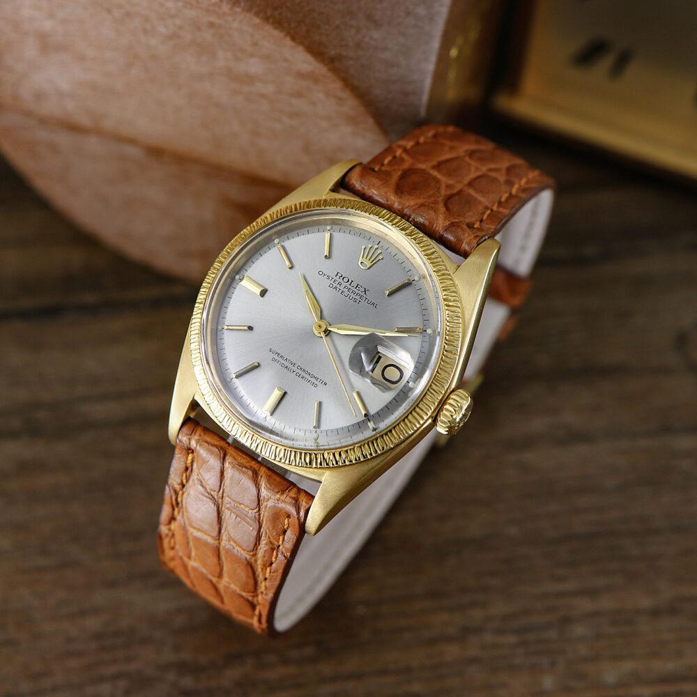 Rolex Oyster Perpetual Datejust Bark Finish 18kt Yellow Gold Ref. 1607 from 1962