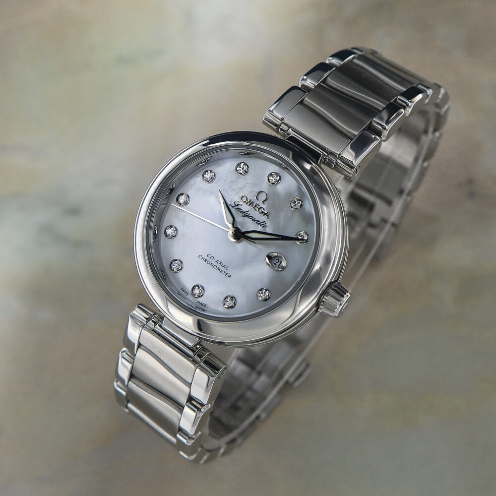 Omega De Ville Ladymatic, Diamonds Mother of Pearl Dial, Full Set 2019
