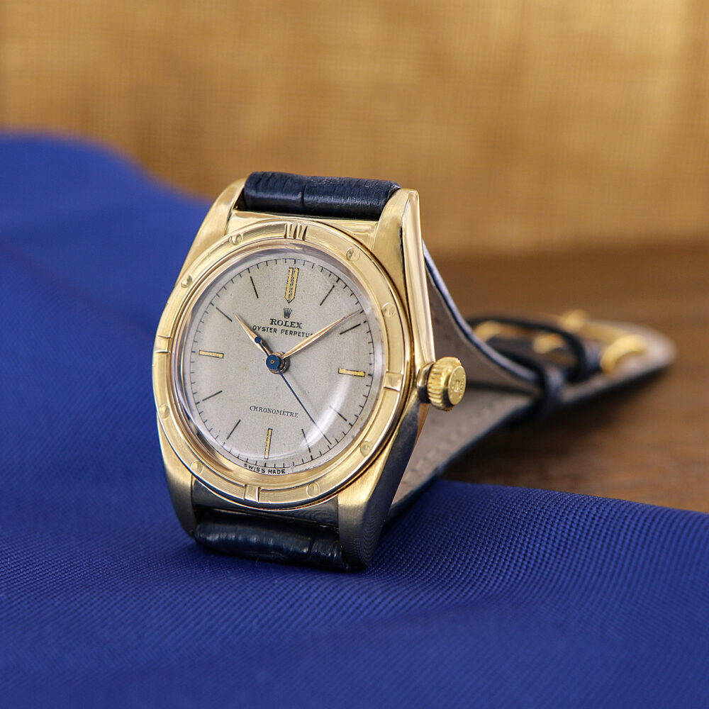 Rolex Vintage Oyster Perpetual Bubbleback 18kt Gold, Ref. 3372, from the year 1946