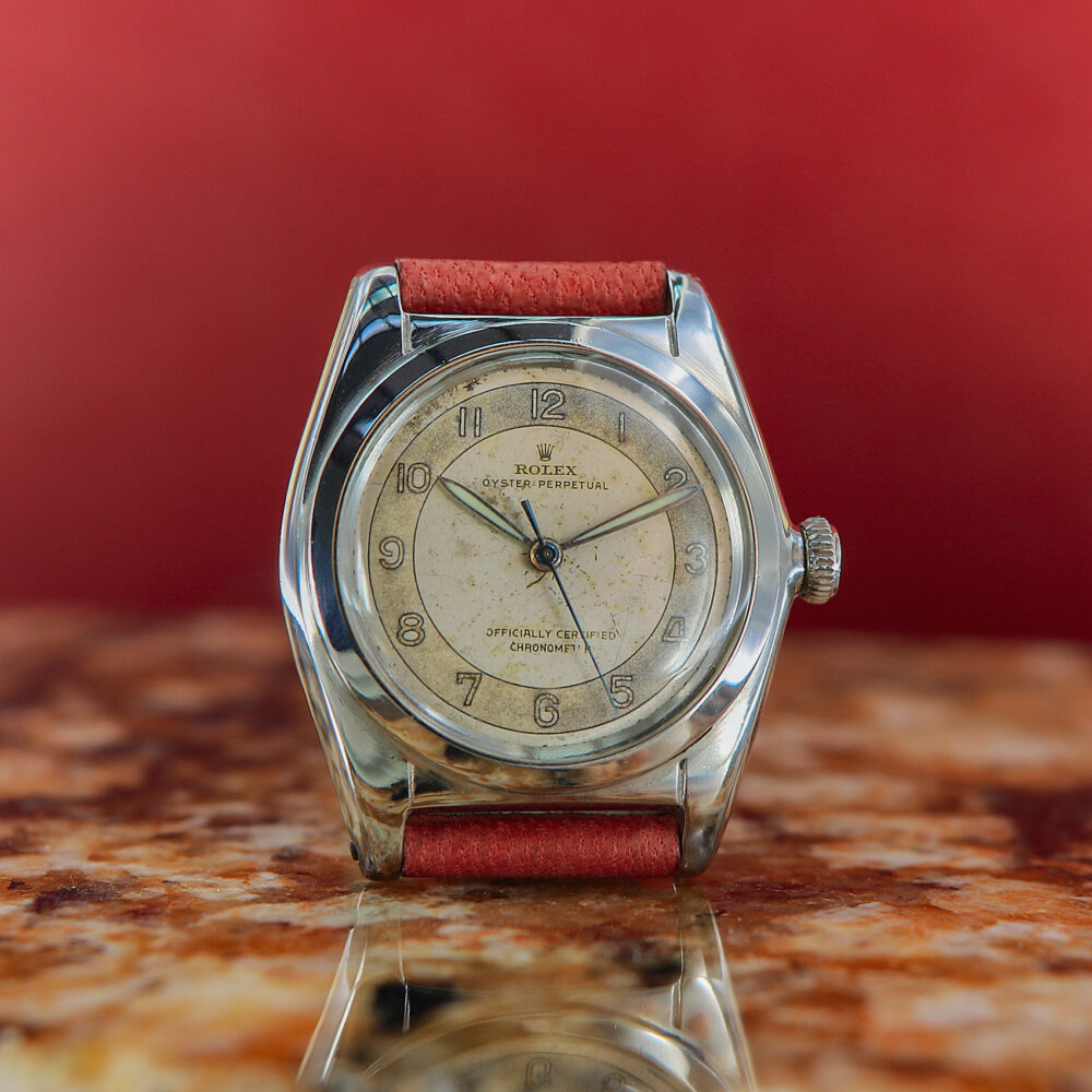 Rolex Vintage Oyster Perpetual Stainless Steel Bubbleback Ref. 2940 from the 1940s