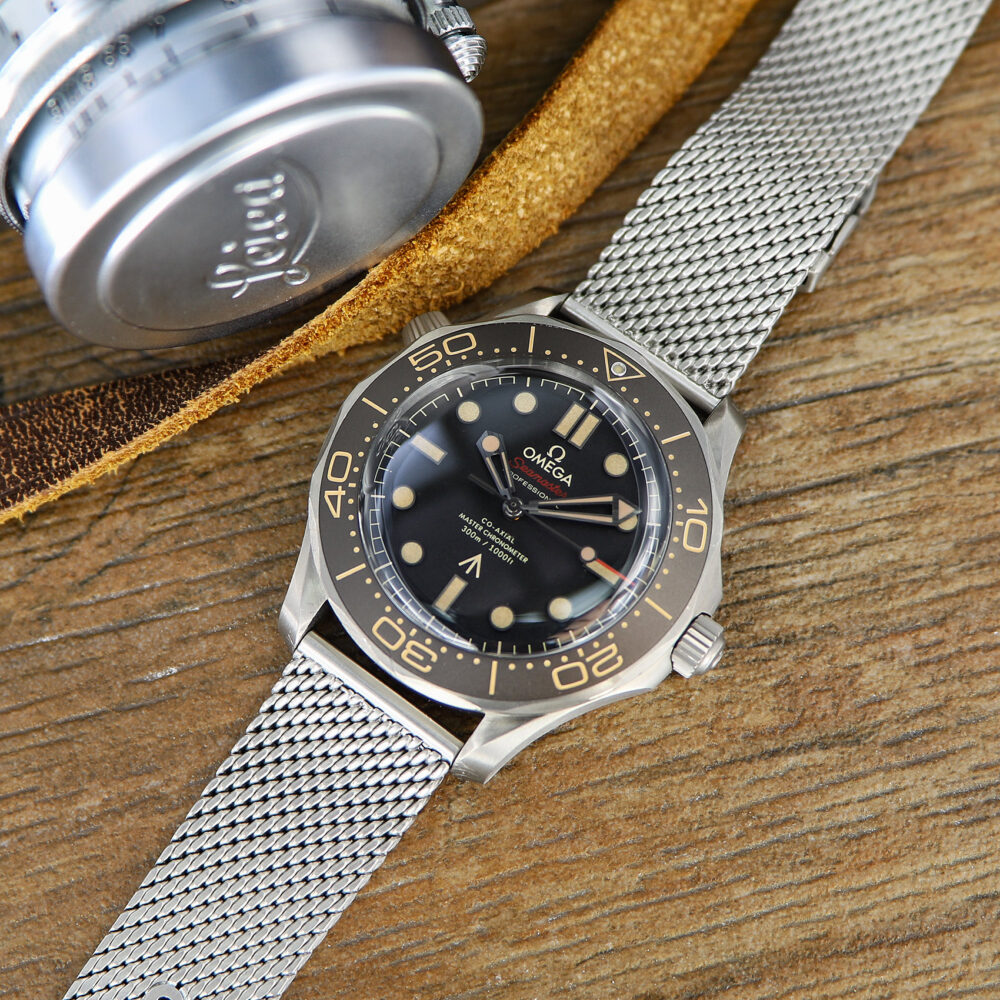 Omega Seamaster Diver 300 M, 007 Edition, Titanium